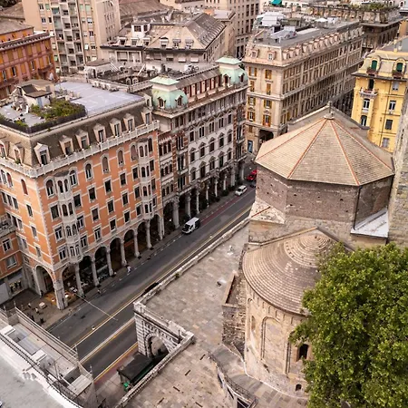 Popi Centre * Genua